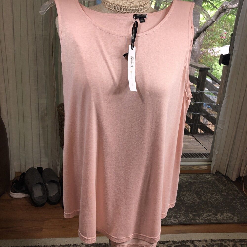 Coco + Carmen Woman's Sz 2X light pink Tank Top NWT New!